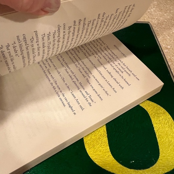 Beverly Lewis The Beginning Book - Picture 5 of 7